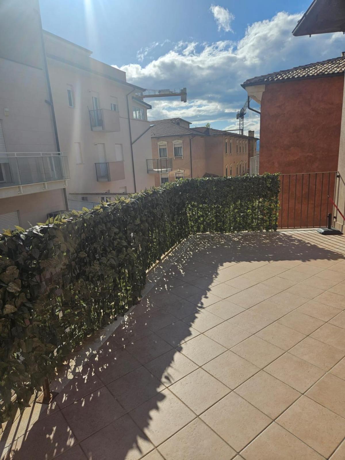 Sotto La Torre Lägenhet LʼAquila Exteriör bild